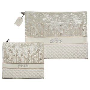 סט טלית תפילין דמוי עור לבן אותיות בולטות כסף 36X29 ס"מ