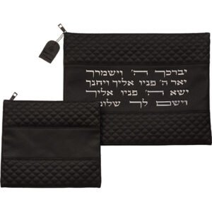 סט טלית תפילין דמוי עור שחור אותיות בולטות "יברכך" כסף 31X38 ס"מ
