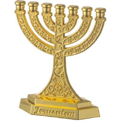 מנורה 7 קנים גימור זהב 6 ס"מ