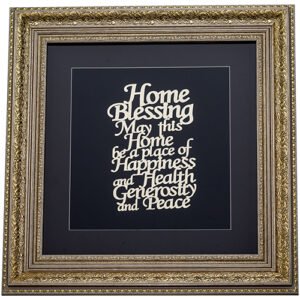 מסגרת ממוסגרת לתלייה עם פלקטה זהב 42x43 ס"מ- ברכת הבית אנגלית